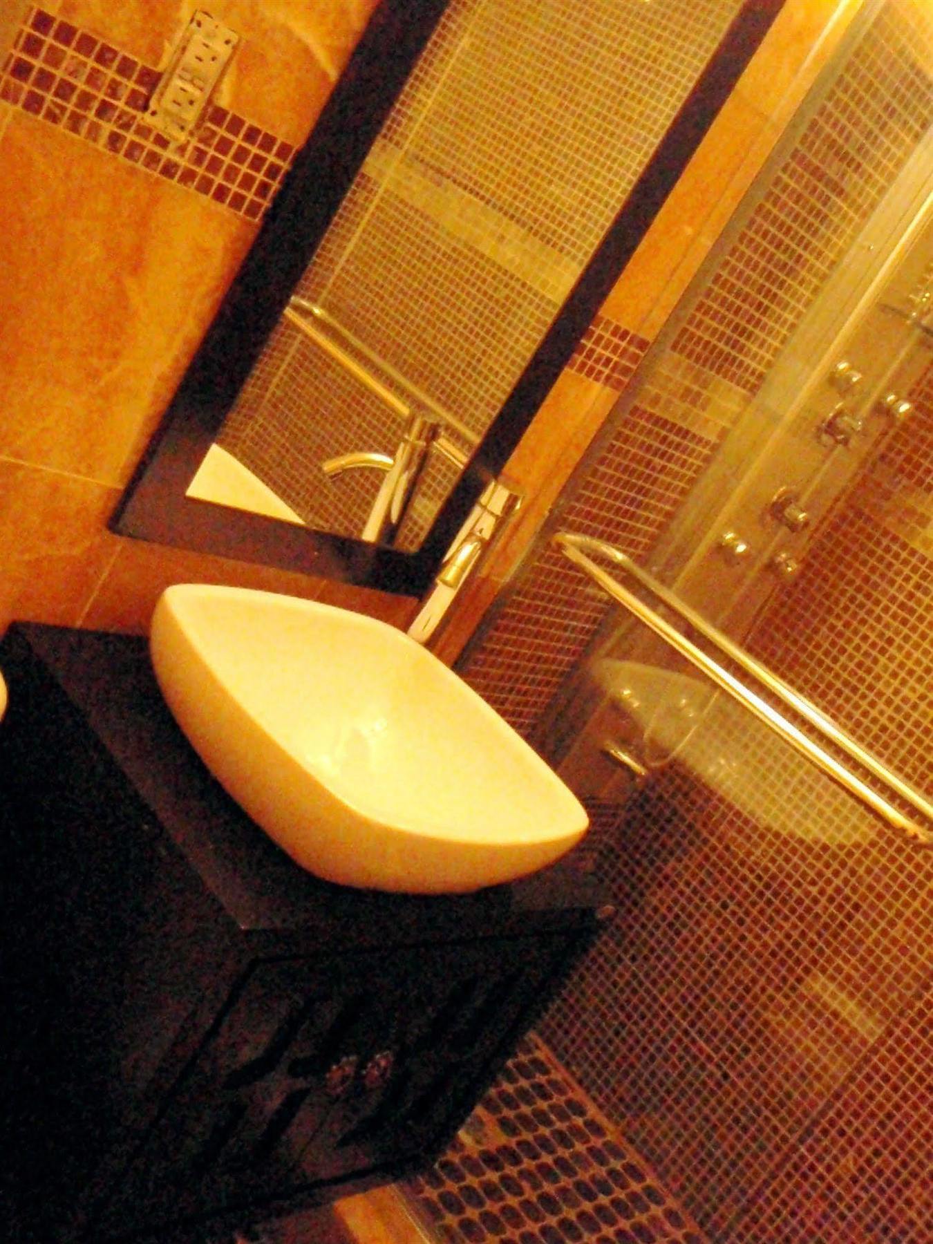 Serene Homes E25 New York Esterno foto